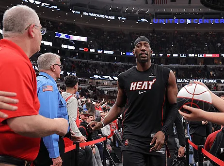 开云登录-从公牛vs热火延期说起：冷凝水为何能 “叫停” 顶级赛事？