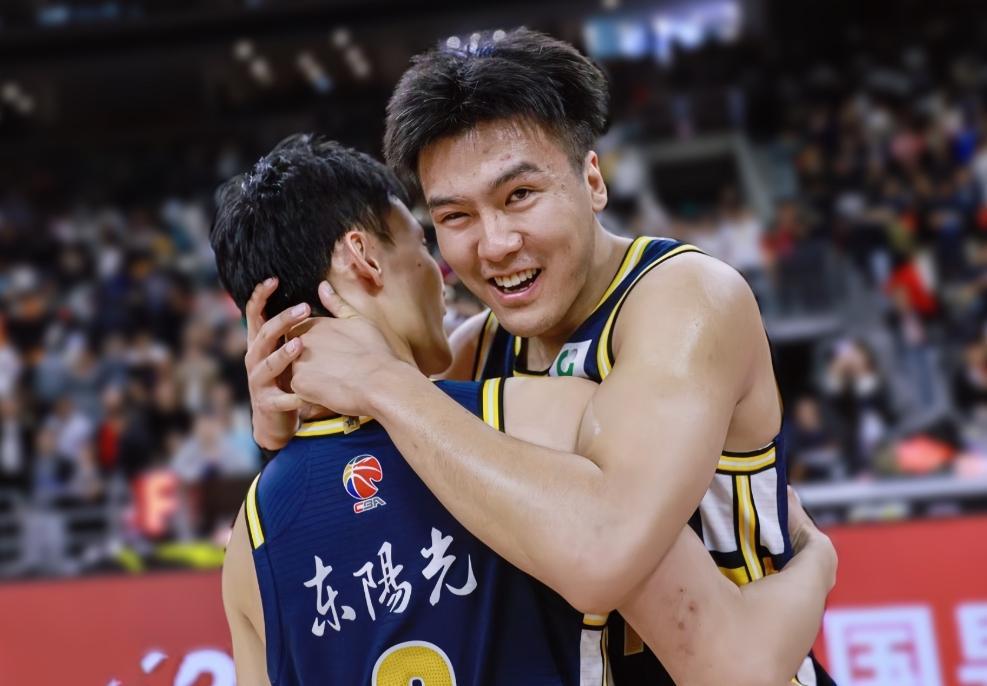 开云官网-为高薪拒绝和广东男篮续约，CBA防守悍将无人问津，或无球可打