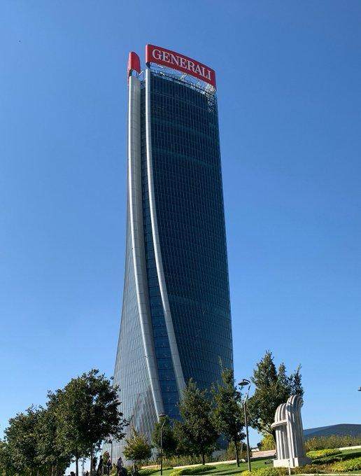 开云登录-米兰双雄预售主场冠名，2500万/年可见“忠利”球场？