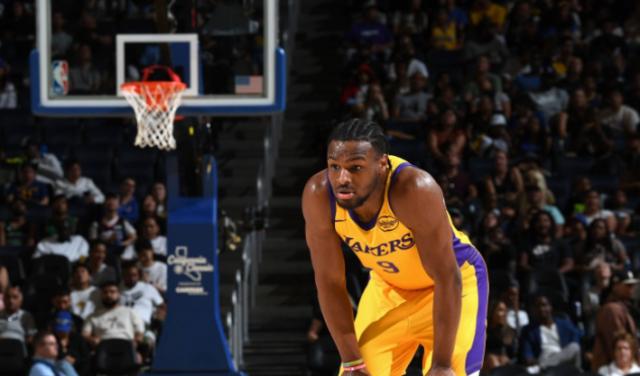 开云官网-9中2！布朗尼湖人首秀低迷，美媒：双手叉腰像詹姆斯