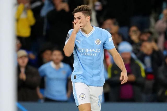 开云平台-【欧冠】B席伤退阿尔瓦雷斯双响，曼城3比1红星！