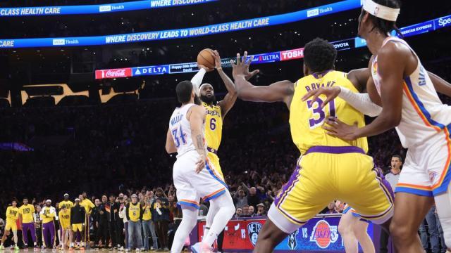 开云中国-历史之夜再度遭遇“里程悲” 留给湖人的时间不多了