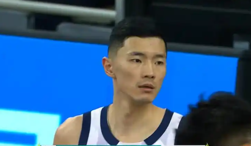 开云登录-13分逆转+压哨绝杀！山东男篮89-88胜浙江，昂首挺进俱乐部杯四强