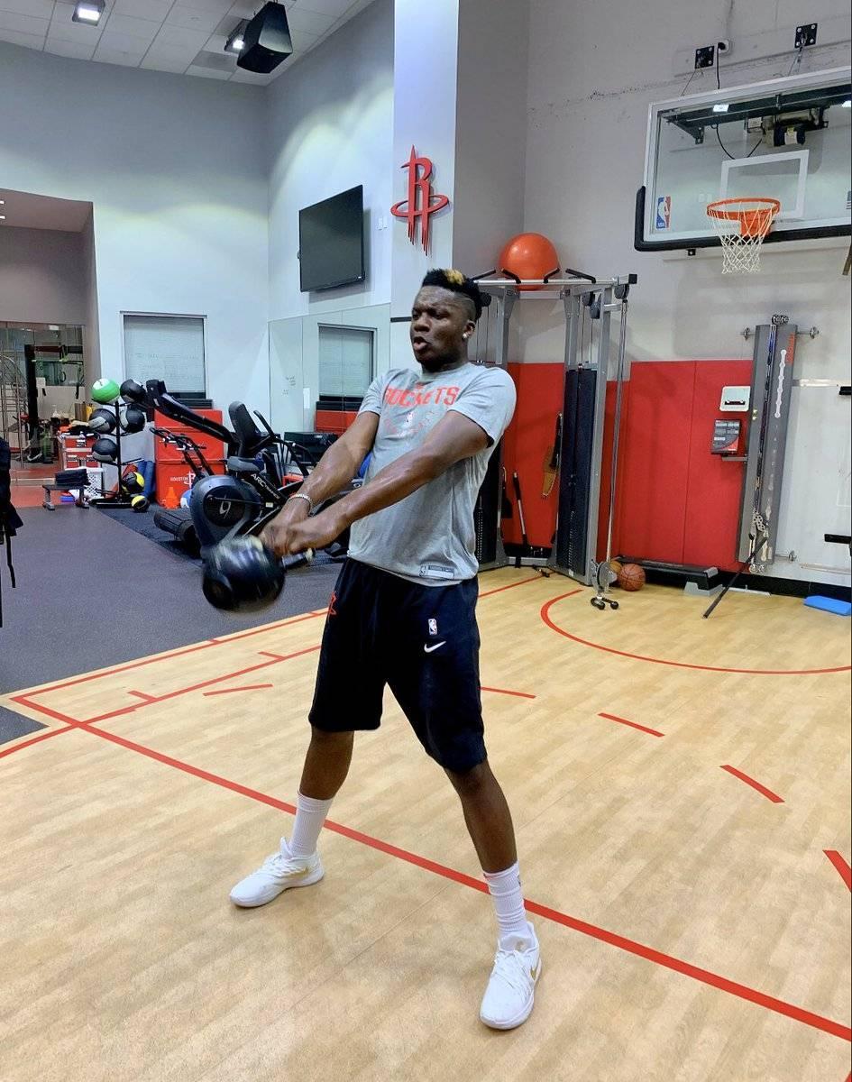 开云官网-年薪670万！13分钟4+11+2，火箭白菜价捡漏！画蛇添足变超值签约