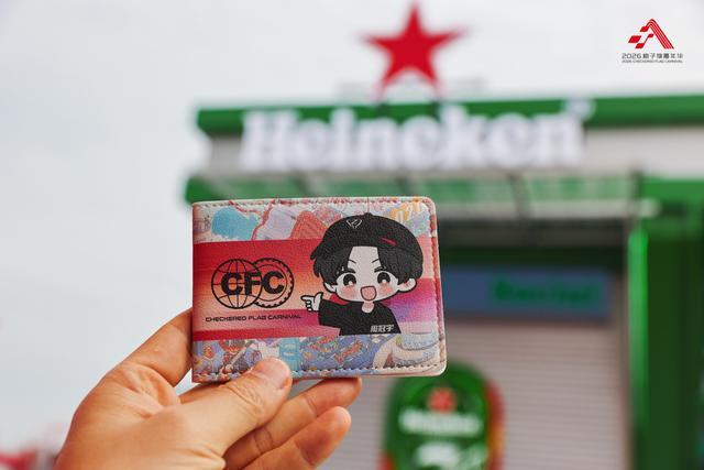 从《飞驰人生》到飞驰人生：2026格子旗嘉年华启幕 经典F1战车亮相西岸